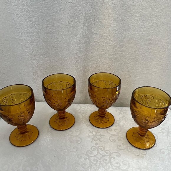 Tiara Indiana Glass Amber Goblets Sandwich Pattern Set/4 3 1/4" Diameter x 5 3/8 - Picture 2 of 3